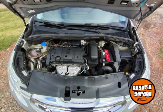 Autos - Peugeot 2008 2016 Nafta 132000Km - En Venta