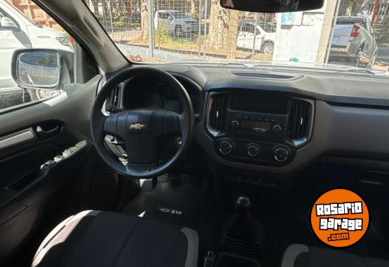 Camionetas - Chevrolet S10 - LS 2018 Diesel 140000Km - En Venta