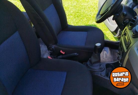 Autos - Renault Sandero 2011 Nafta 197000Km - En Venta