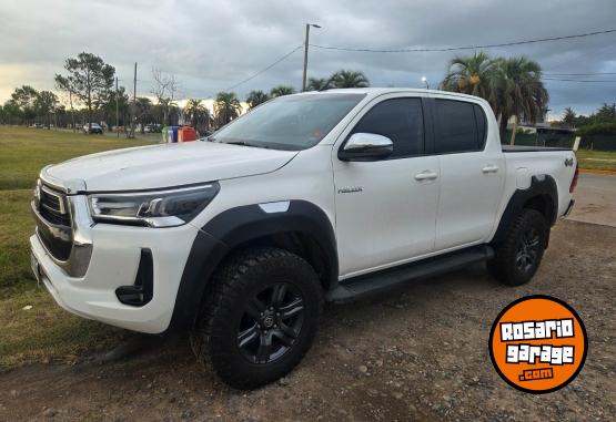 Camionetas - Toyota Hilux 2022 Diesel 98000Km - En Venta