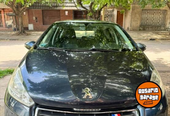 Autos - Peugeot 208 Allure 2014 Nafta 137000Km - En Venta