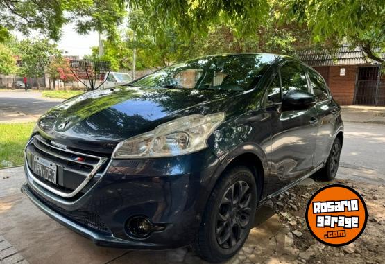 Autos - Peugeot 208 Allure 2014 Nafta 137000Km - En Venta