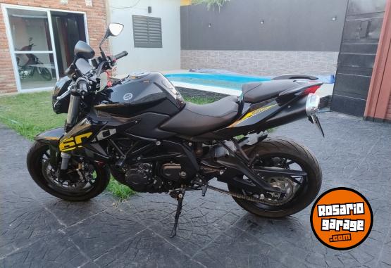 Motos - Benelli Tnt 600 2023 Nafta 5000Km - En Venta