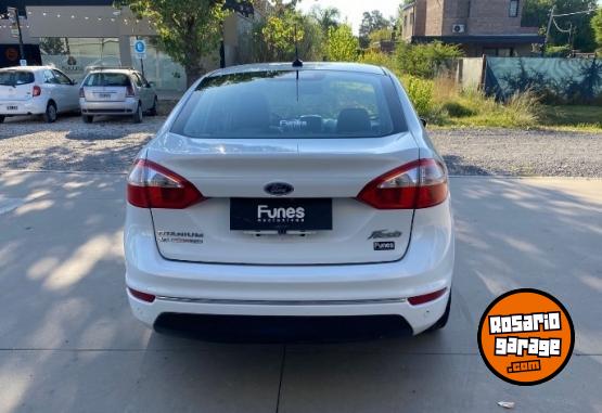 Autos - Ford Fiesta Titanium 1.6 2014 Nafta 134000Km - En Venta