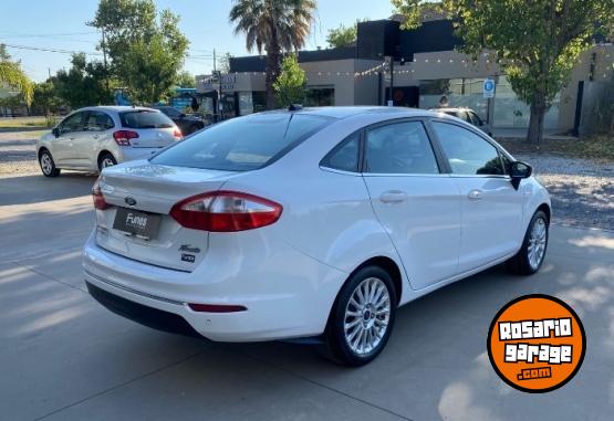 Autos - Ford Fiesta Titanium 1.6 2014 Nafta 134000Km - En Venta