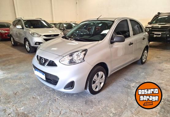 Autos - Nissan March 2017 Nafta 48350Km - En Venta