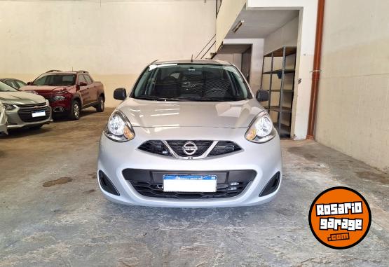 Autos - Nissan March 2017 Nafta 48350Km - En Venta