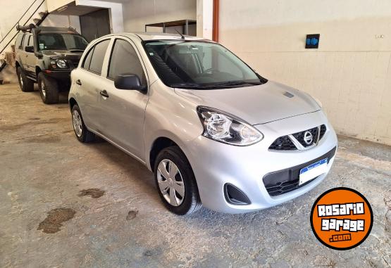 Autos - Nissan March 2017 Nafta 48350Km - En Venta