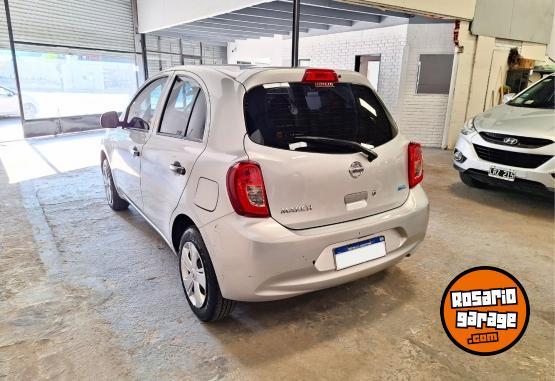 Autos - Nissan March 2017 Nafta 48350Km - En Venta