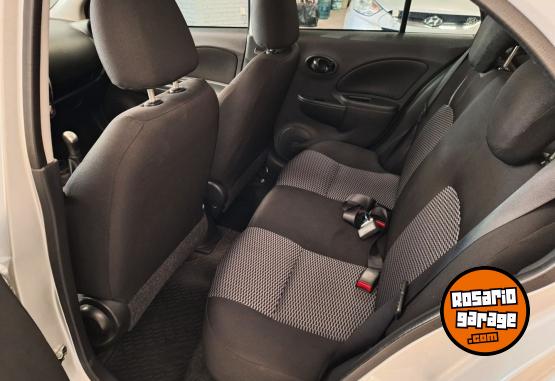 Autos - Nissan March 2017 Nafta 48350Km - En Venta