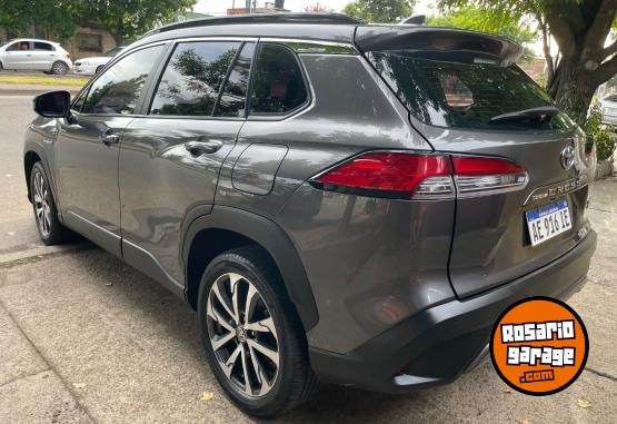 Autos - Toyota Corolla cross 2021 Electrico / Hibrido 102000Km - En Venta