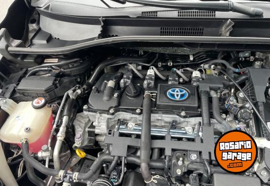 Autos - Toyota Corolla cross 2021 Electrico / Hibrido 102000Km - En Venta