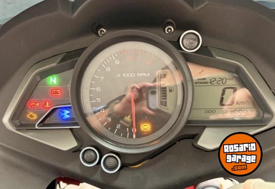 Motos - Bajaj Rs200 2017 Nafta 21000Km - En Venta