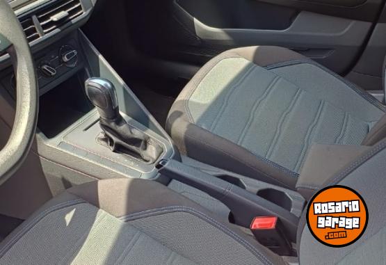 Autos - Volkswagen Nivus 2021 Nafta 140000Km - En Venta