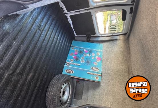 Utilitarios - Peugeot Partner 2014 Nafta 217000Km - En Venta