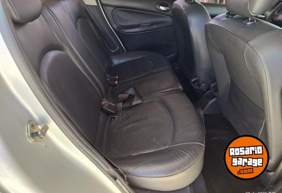 Autos - Peugeot 207 2010 Nafta 140000Km - En Venta