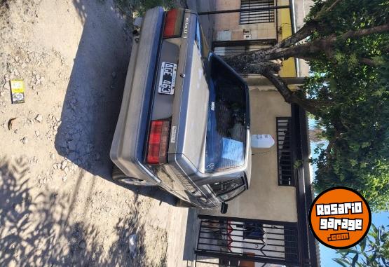 Autos - Renault 9 1995 Nafta 147000Km - En Venta