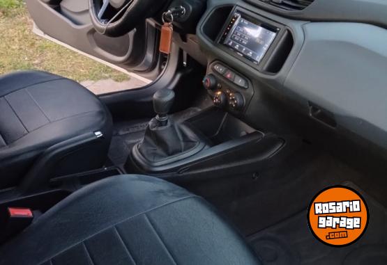 Autos - Chevrolet Onix 2023 Nafta 6700Km - En Venta