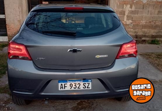Autos - Chevrolet Onix 2023 Nafta 6700Km - En Venta