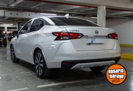 Autos - Nissan Versa 2023 Nafta 18000Km - En Venta