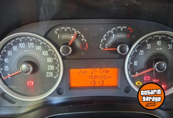 Autos - Fiat Siena 2015 GNC 158400Km - En Venta