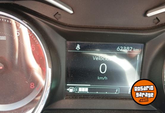 Autos - Chevrolet Onix 2021 Nafta 63000Km - En Venta