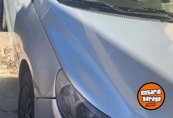 Autos - Volkswagen Gol trend 2012 Nafta 198000Km - En Venta