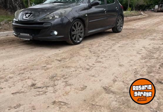 Autos - Peugeot 207 2009 Diesel 111111Km - En Venta
