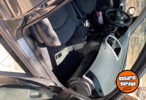 Autos - Peugeot 207 2009 Diesel 111111Km - En Venta