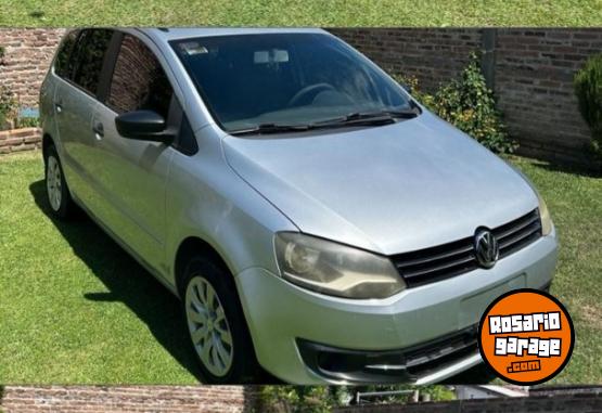 Autos - Volkswagen Suran sedan 5 ptas 2010 Nafta 217000Km - En Venta