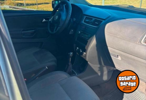 Autos - Volkswagen Suran sedan 5 ptas 2010 Nafta 217000Km - En Venta