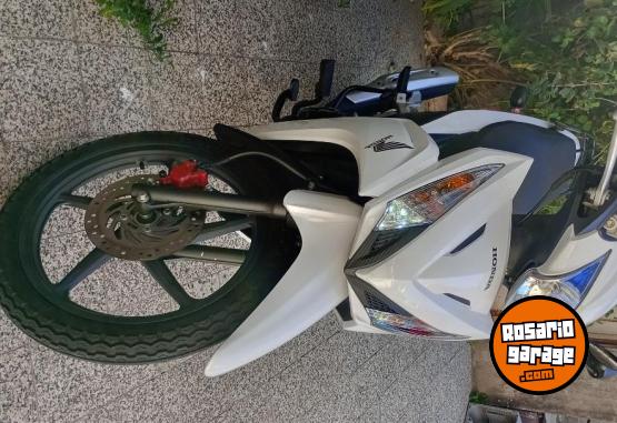 Motos - Honda Wave full 2023 Nafta 7800Km - En Venta