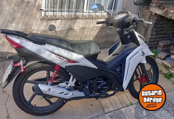 Motos - Honda Wave full 2023 Nafta 7800Km - En Venta