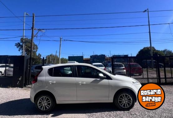 Autos - Fiat PALIO 1.6 ESSENCE 2015 Nafta  - En Venta