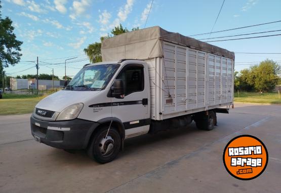 Camiones y Gr�as - Cami�n IVECO ( Truck 7 tn.) - En Venta