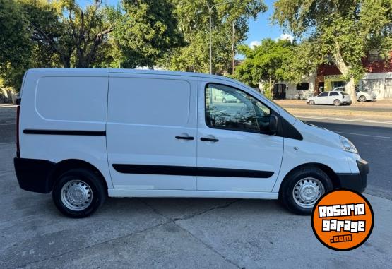 Utilitarios - Peugeot Expert Hdi 1.6 confort 2016 Diesel - En Venta