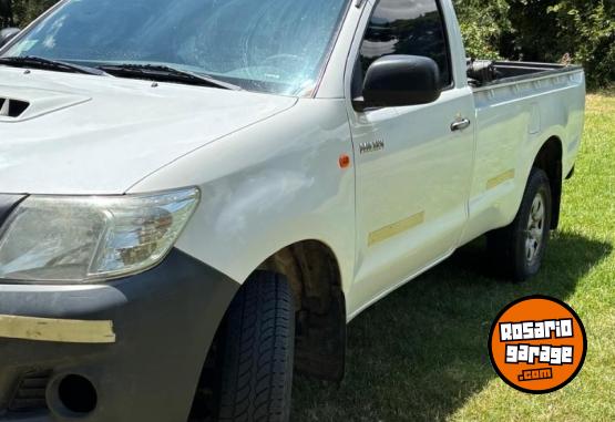 Camionetas - Toyota Hilux Simple Cabina 4X4 2012 Diesel 310000Km - En Venta