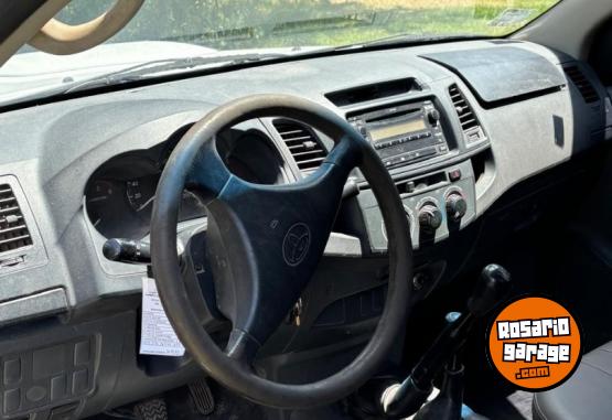 Camionetas - Toyota Hilux Simple Cabina 4X4 2012 Diesel 310000Km - En Venta