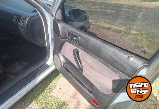 Autos - Volkswagen Glof 2005 Nafta 190Km - En Venta