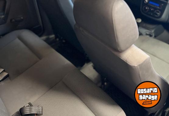 Autos - Volkswagen GOL POWER 2011 Nafta 185000Km - En Venta