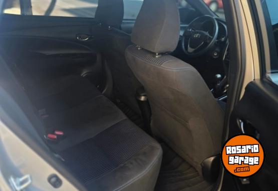 Autos - Toyota YARIS XLS 2019 Nafta 74800Km - En Venta