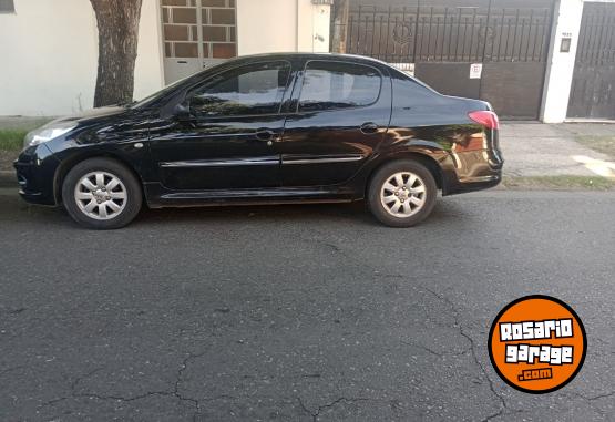 Autos - Peugeot 207 compact 2013 Nafta 100000Km - En Venta