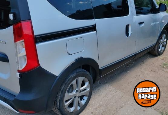 Utilitarios - Renault Stepway 2021 2021 Diesel 73000Km - En Venta