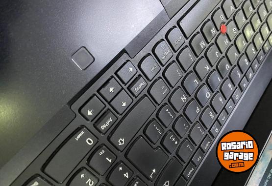 Inform�tica - Notebook Lenovo i3 11va 8Gb - En Venta