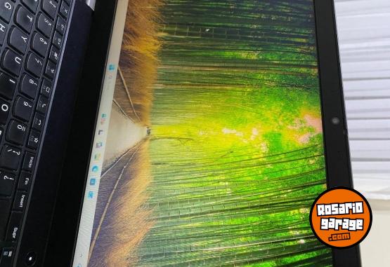 Inform�tica - Notebook Lenovo i3 11va 8Gb - En Venta