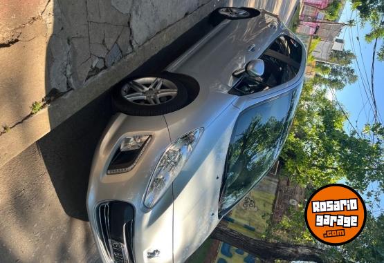 Autos - Peugeot 308 FELINE 2014 Diesel 138000Km - En Venta