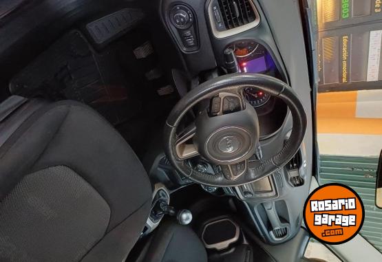 Camionetas - Jeep Renegade sport 2018 Nafta 98000Km - En Venta