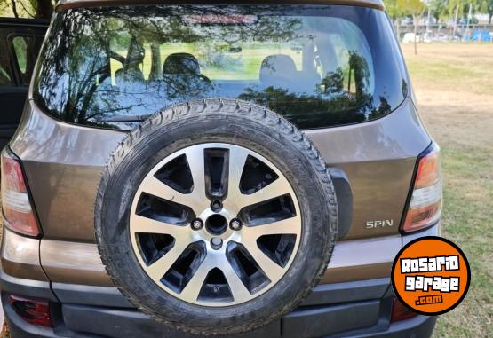 Autos - Chevrolet spin 2017 GNC 104000Km - En Venta