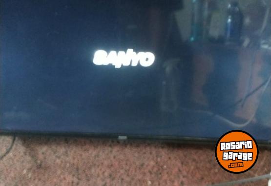 Electr�nica - Smartv Led Sanyo de 43" - En Venta