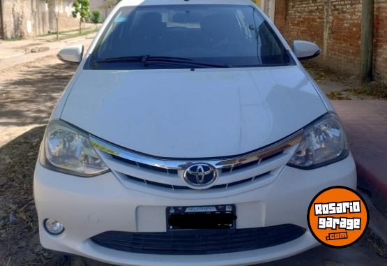 Autos - Toyota Etios XLS 1.5 2016 Nafta 77000Km - En Venta